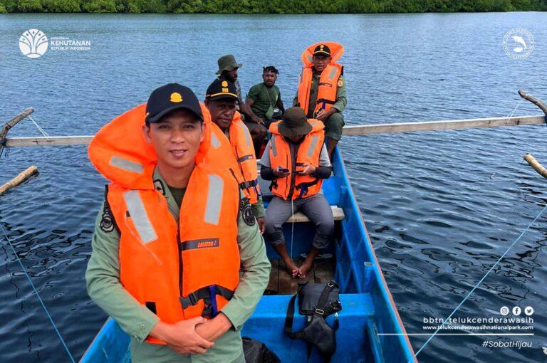 SMART Patrol dan Pemantauan Satwa Liar Bersama MMP di Perairan SPTN V Rumberpon
