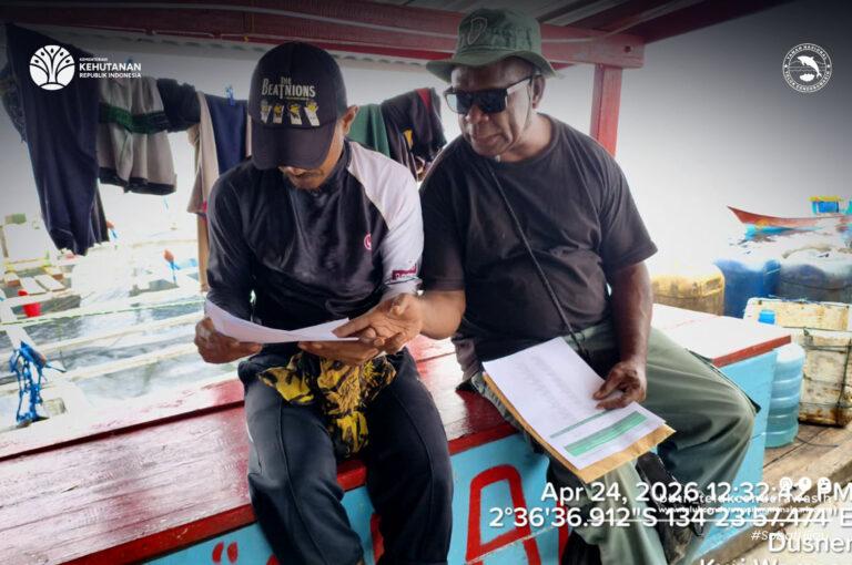 SMART Patrol bersama Masyarakat Mitra Polhut (MMP) di SPTN Wilayah VI Windesi